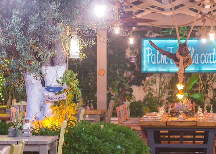 Flamingo & Spa - Pet Friendly